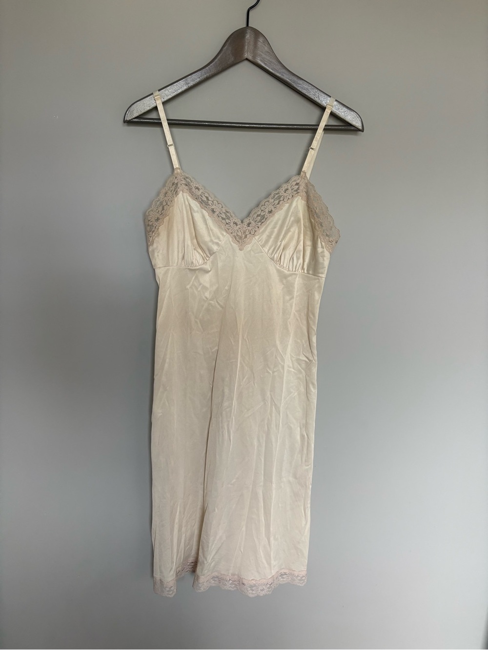 Vintage Lace Trim Slip in Cream